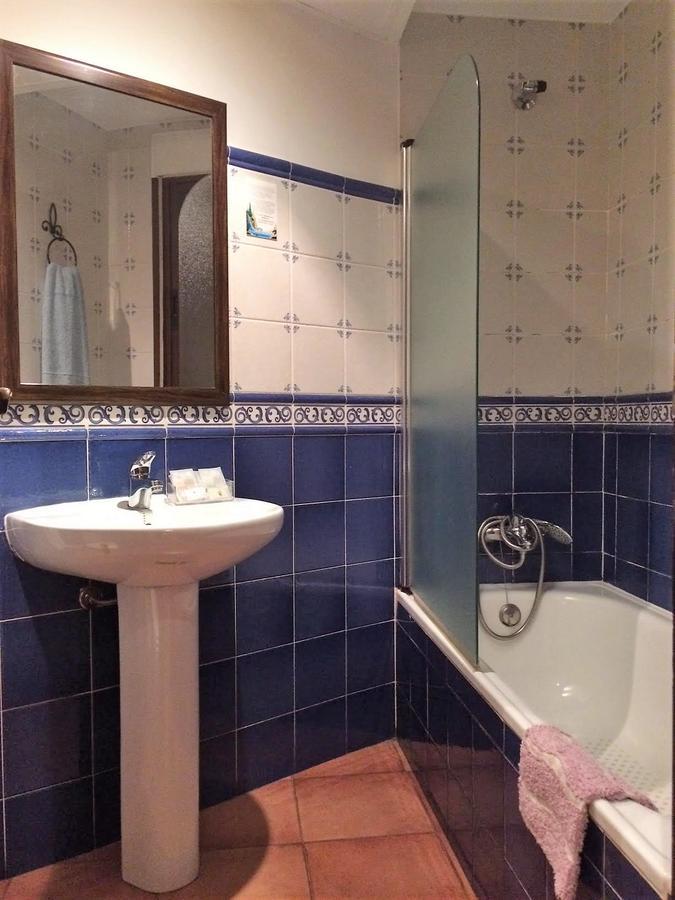 Hotel Baviera Linares  Zewnętrze zdjęcie